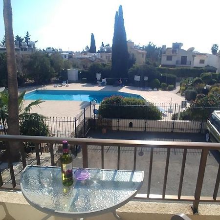 'Chez Antoine' Pool-View 5Min From Sea Apartment Paphos Exterior foto